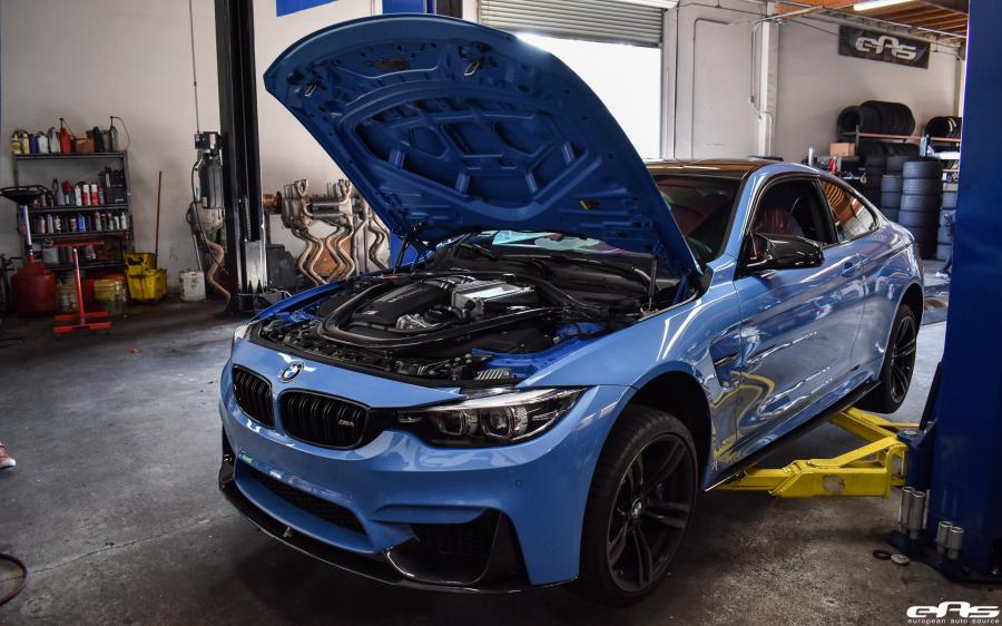 Детали создания BMW M4 Coupe Yas Marina Blue by EAS 2017 года  (фото 10 из 14)